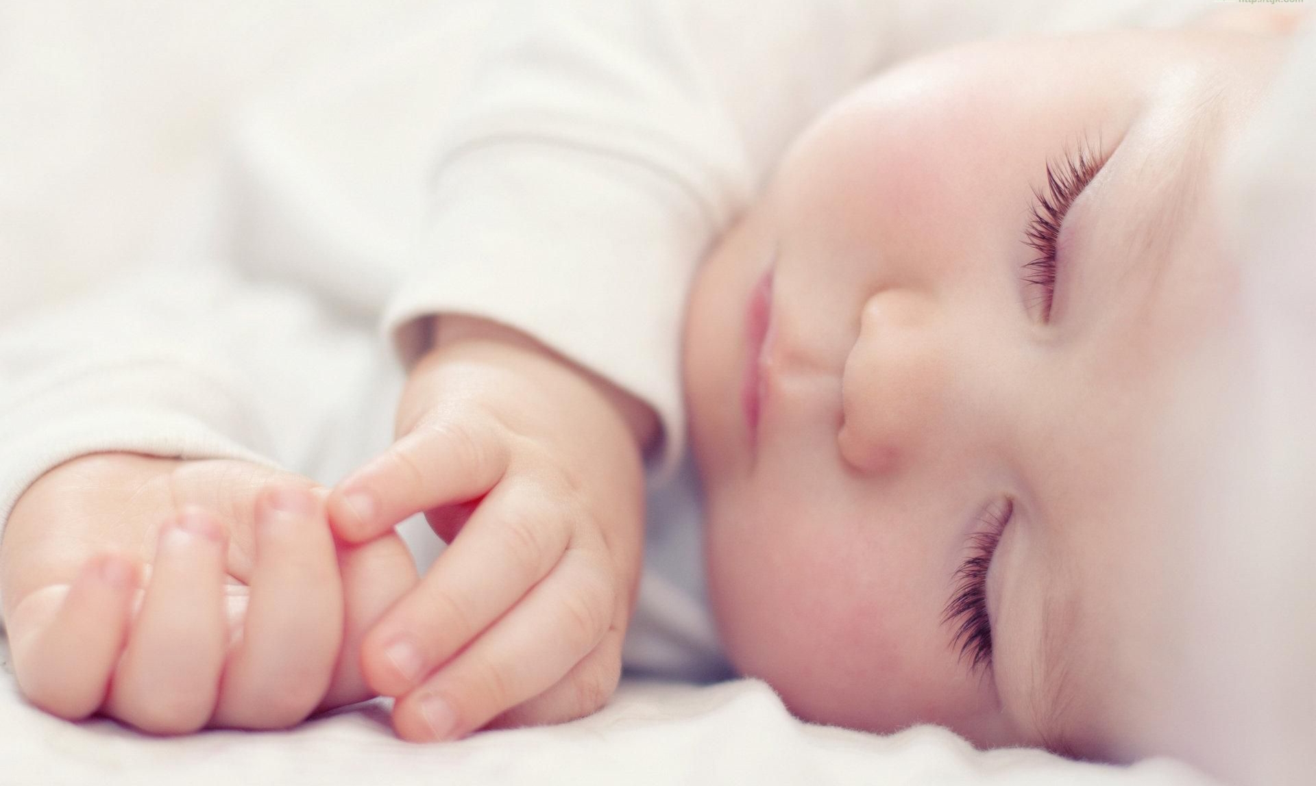 羞羞色电影在线观看之母乳喂养的注意事项