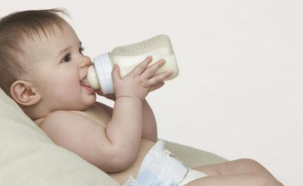 羞羞色电影在线观看厂家分享优质母乳养出来