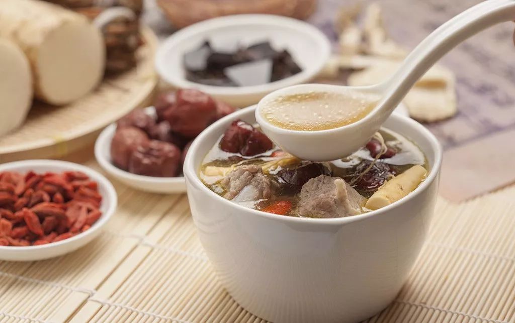 羞羞色电影在线观看厂家科普哺乳期妈妈们那些食物不能多吃